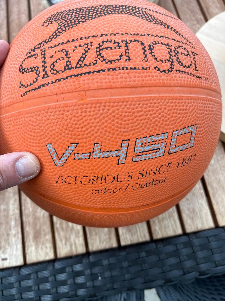 Slazenger V-450 Basketbal - Indoor/Outdoor, Ophalen of Verzenden, Gebruikt, Bal