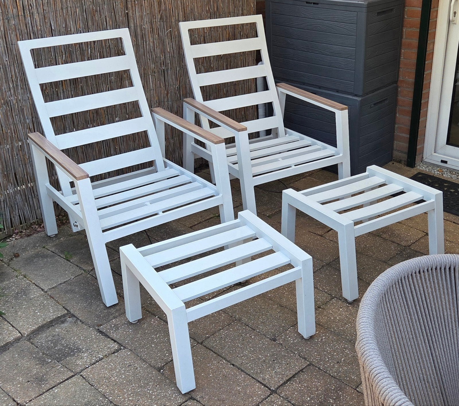 Luxe tuinstoelen wit, hout met grijze kussens, Ophalen, Aluminium
