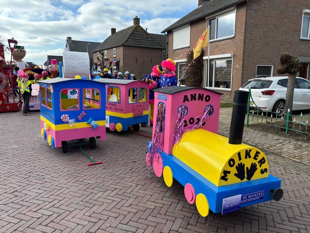 Carnavalstrein, Ophalen, Zo goed als nieuw
