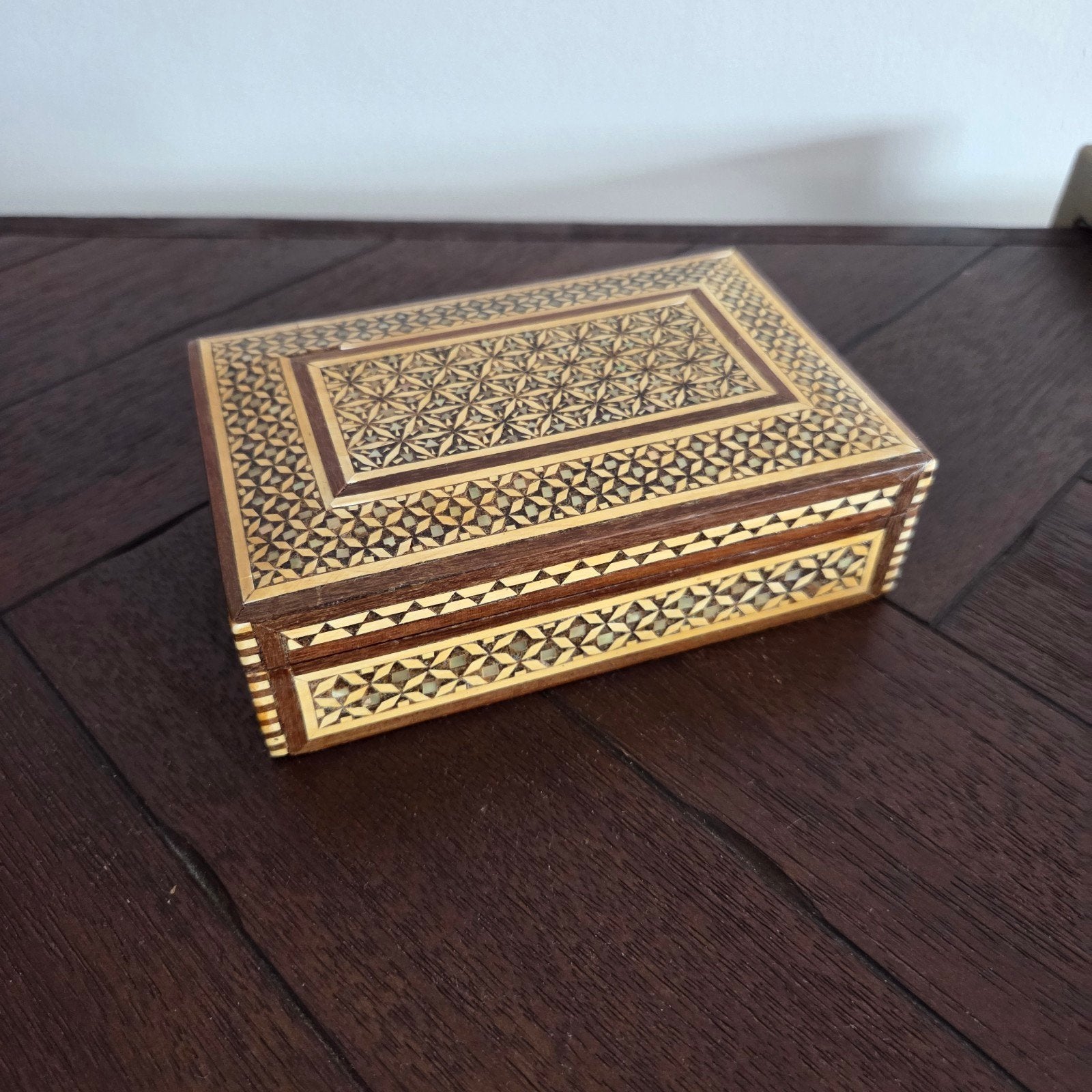 Houten doosje met mozaiek parelmoer, Ophalen of Verzenden