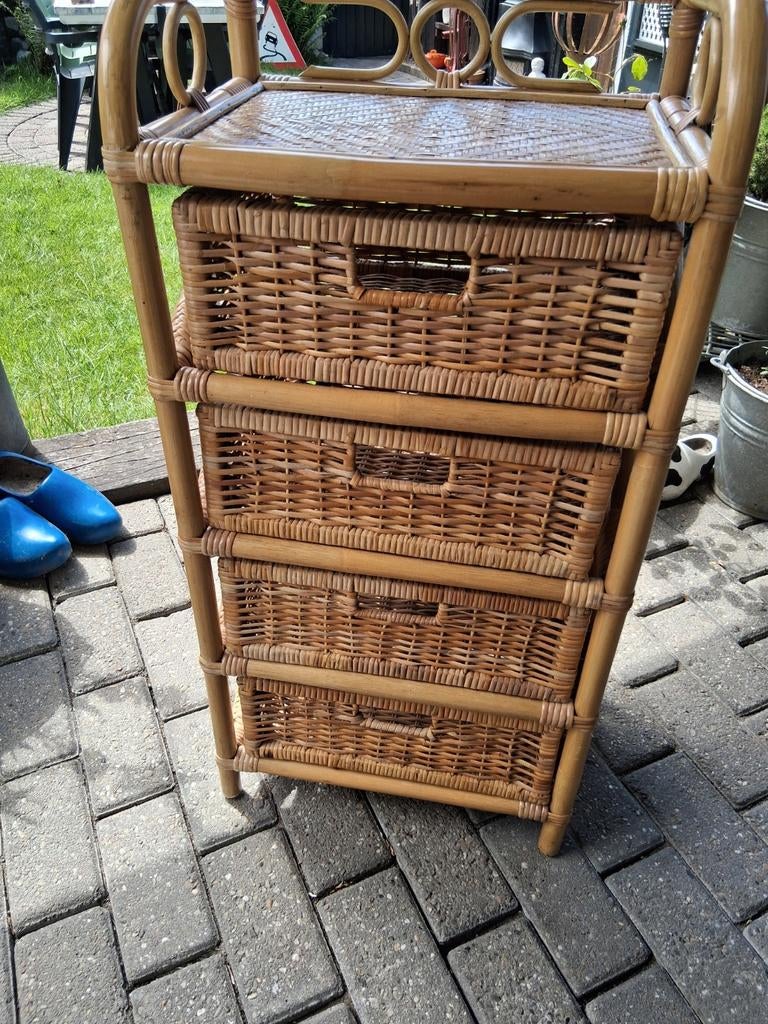 Manou/rotan lade kast met 4 manden vintage, Ophalen, 50 tot 100 cm, Zo goed als nieuw, 3 of 4 laden