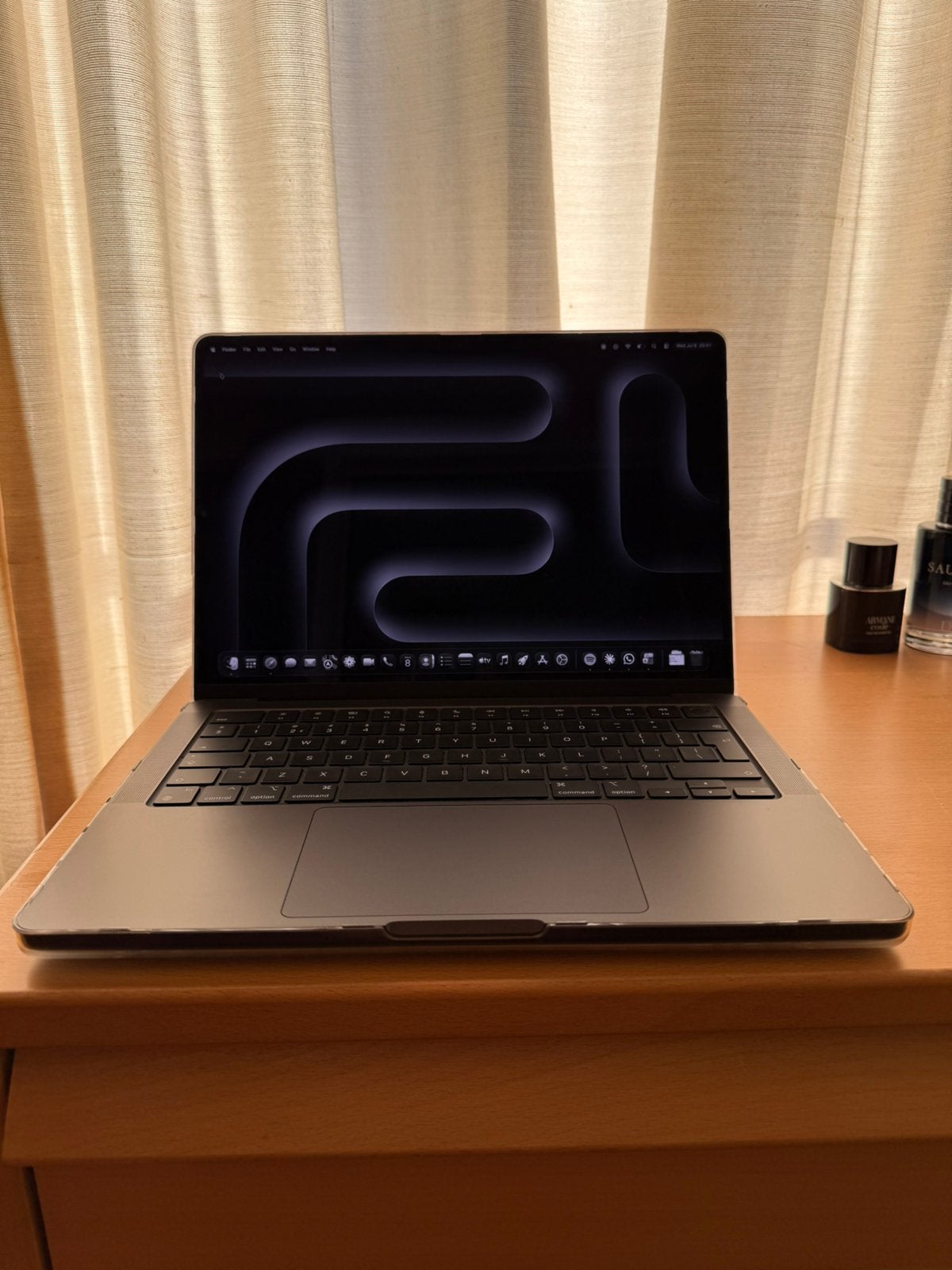 MacBook Pro 14” M4 Pro 24GB RAM,Like New +UAG Case +Warranty, Computers en Software, Overige groottes, Zo goed als nieuw, 4 Ghz of meer