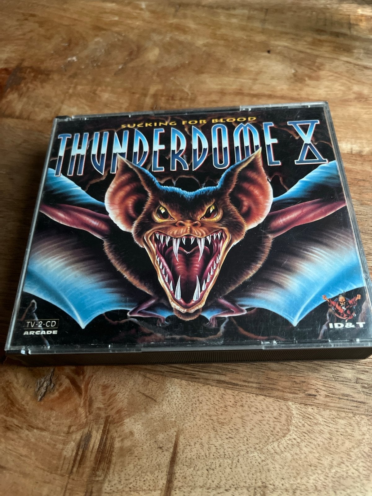 Thunderdome 10 - Sucking For Blood (2xCD), Gebruikt, Hardcore, Ophalen of Verzenden, Inclusief boekje