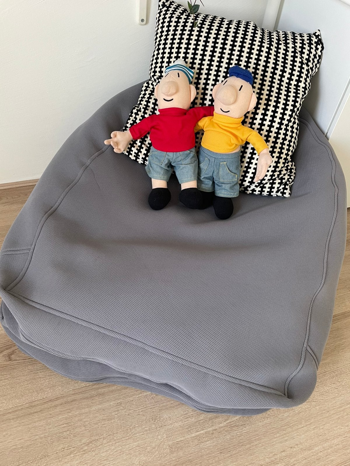 IKEA BUSSAN zitzak / loungestoel – Grijs - MOET NU WEG, Huis en Inrichting, Zitzakken, Ophalen, Zo goed als nieuw, Grijs, Zitzak