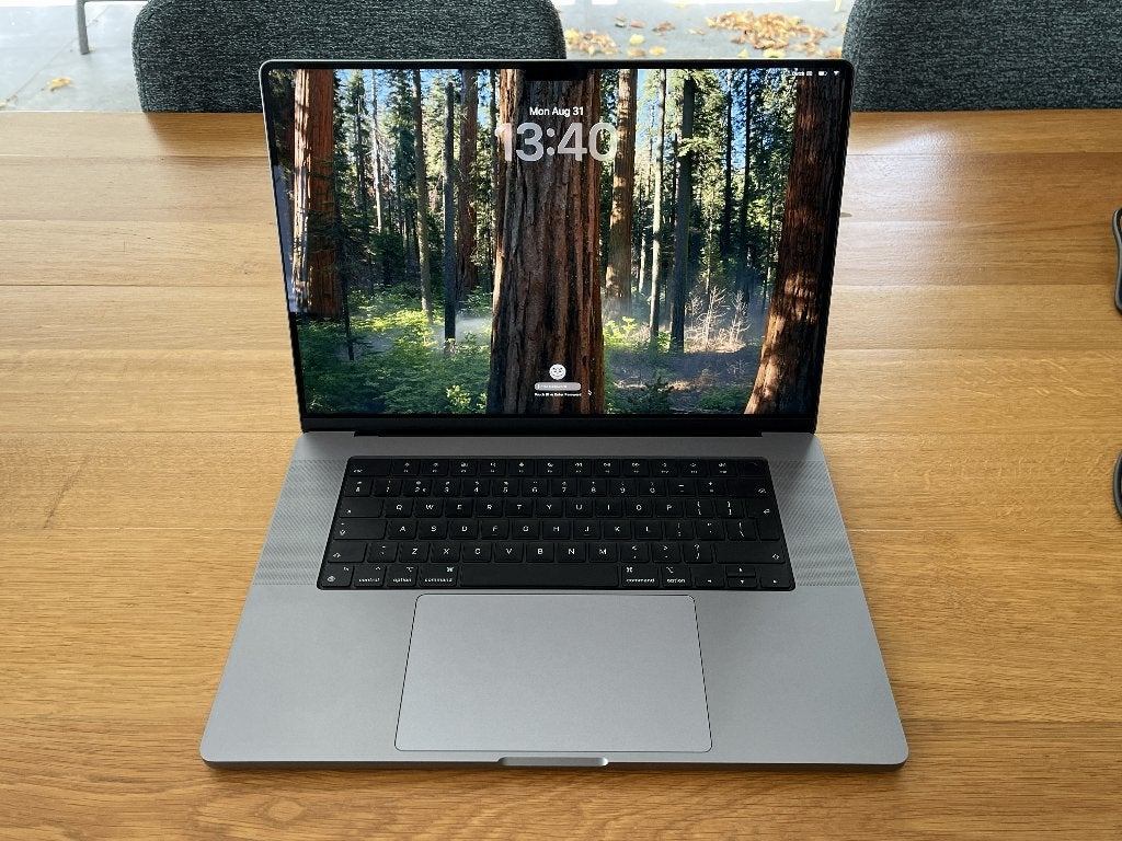 Macbook Pro 16 inch, M2 Max, 64GB, 1TB, met Thunderbolt dock, 1 TB of meer, 64 GB of meer, 2 tot 3 Ghz, Qwerty