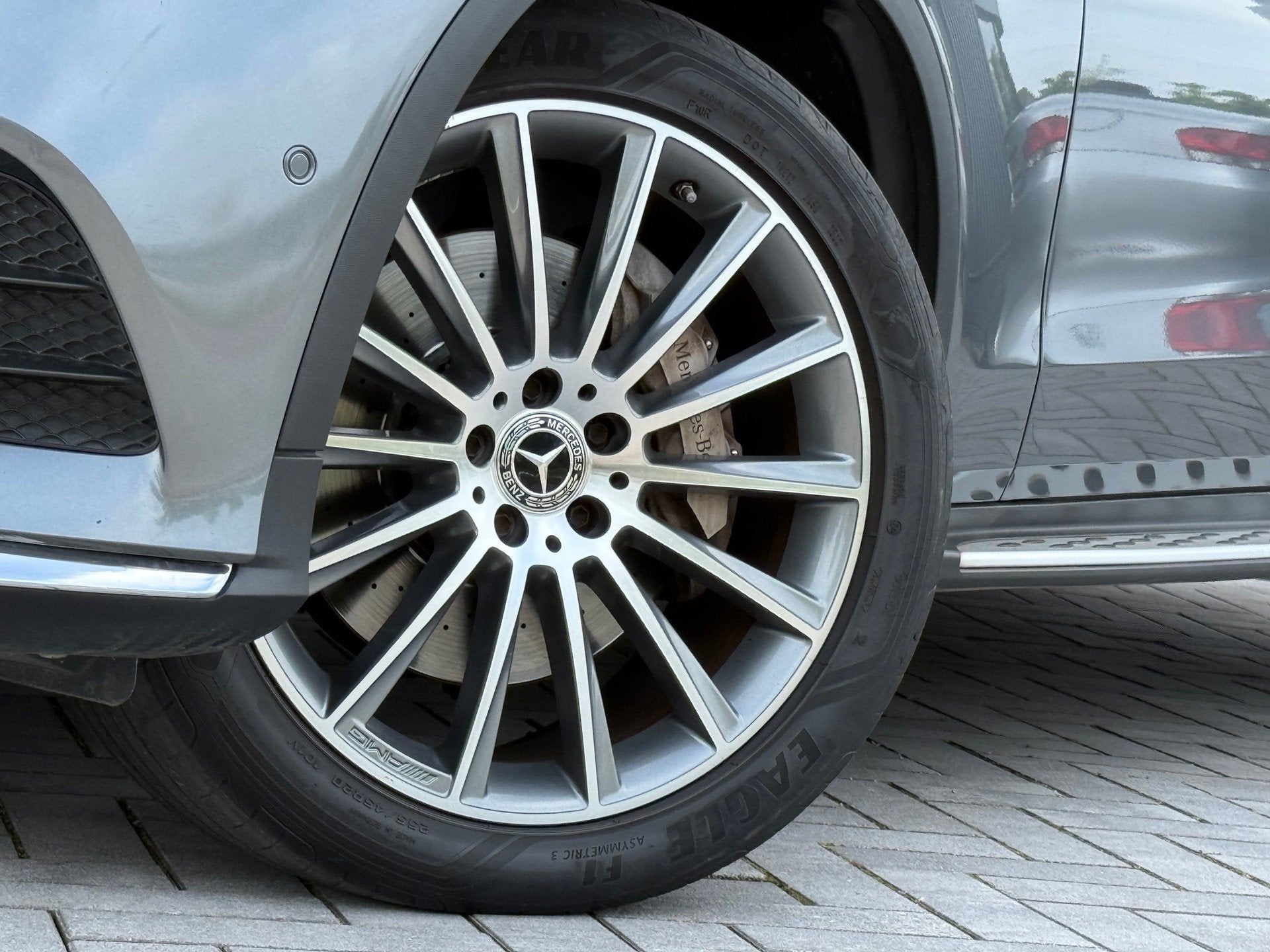 Mercedes-Benz GLC-klasse Coupé 250 4MATIC AMG Kanteldak 360, Automaat, Dealer onderhouden, Gebruikt, Zwart