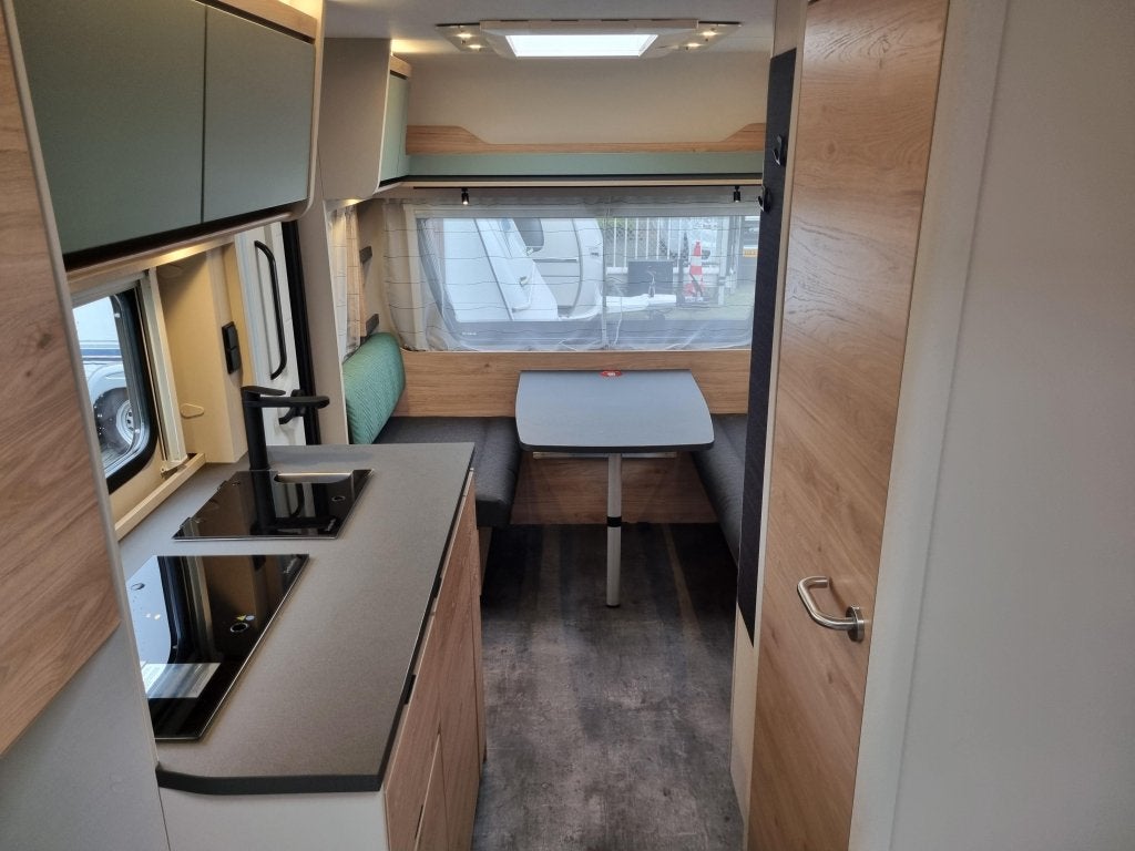 Dethleffs Camper 460 EL, Standaardzit, Schokbreker, Bedrijf, Tot en met 3