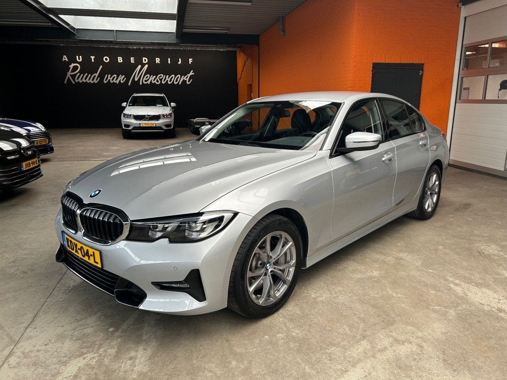 Bmw 3-SERIE 330I EXECUTIVE / Sportstoelen / Half Leder, Auto's, BMW, 1998 cc, Achterwielaandrijving, Gebruikt, Euro 6