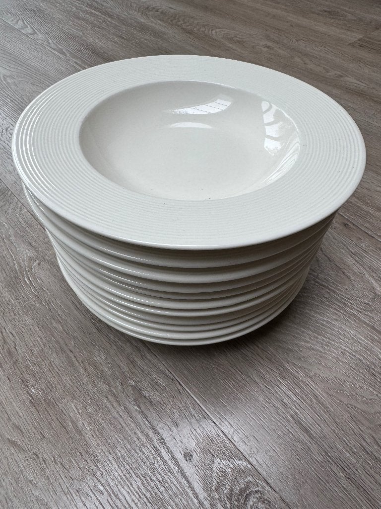 New Linnen Diepe borden (11x), Ophalen, Gebruikt, Overige merken, Bord(en)
