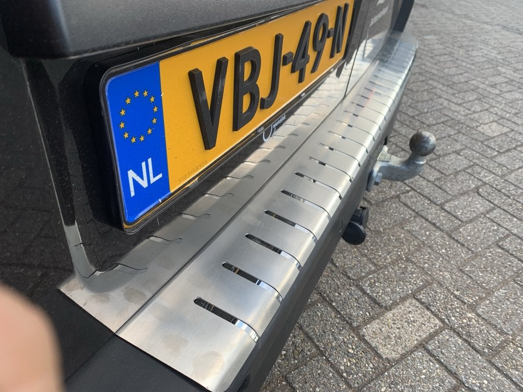 AANBIEDING Vivaro  Bumperplaat, Auto diversen, Tuning en Styling, Niet ingevuld, Niet ingevuld, Niet ingevuld