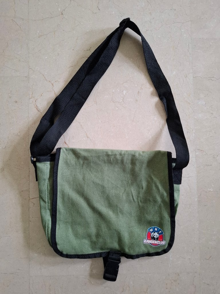 Olijfgroene messenger bag, Sieraden, Tassen en Uiterlijk, Tassen | Schoudertassen, Ophalen of Verzenden, Zo goed als nieuw, Groen