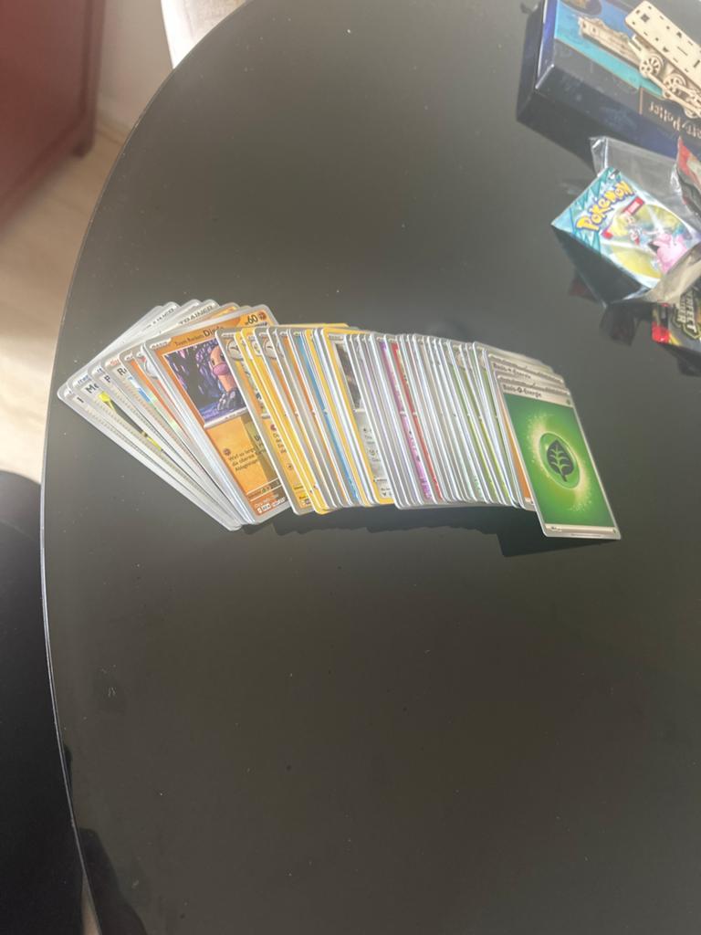 Mix holo’s, reverse holo’s 100 stuks pack fresh, Ophalen of Verzenden, Zo goed als nieuw