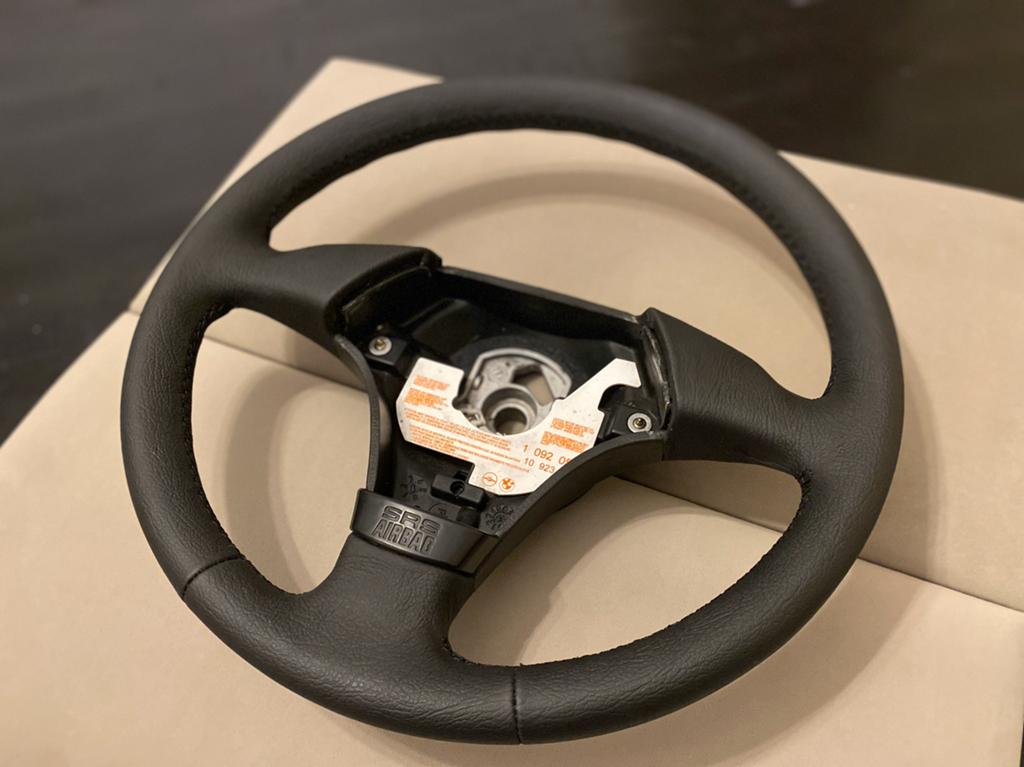 Nieuw lederen stuur voor BMW Z3 en E36 echt leer !, Auto-onderdelen, Besturing, Ophalen of Verzenden, Nieuw, BMW