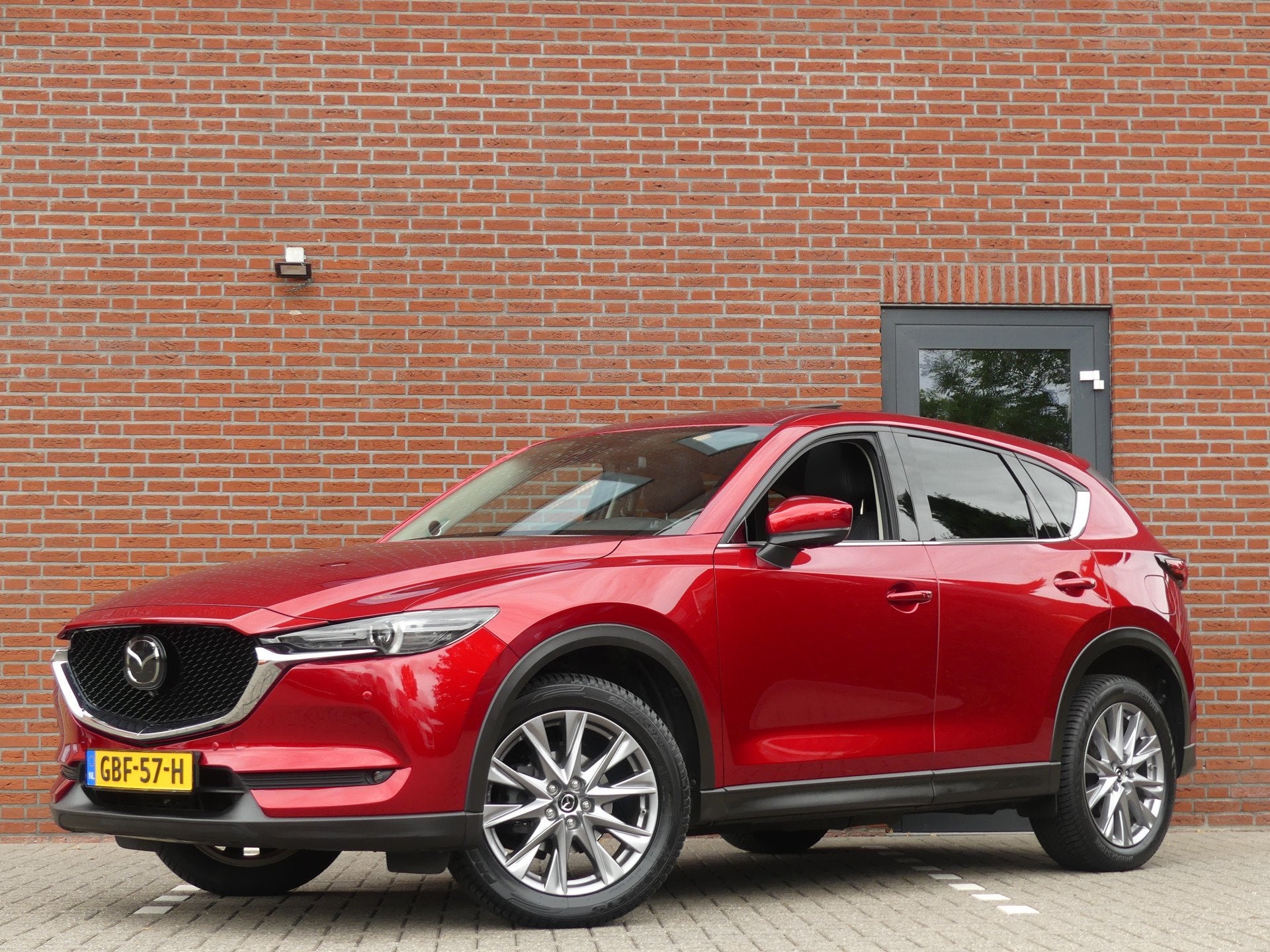 Mazda CX-5 2.5 SkyActiv-G 194 Luxury / Schuifdak / Trekhaak, Auto's, Dealer onderhouden, 4 cilinders, 2000 kg, Leder