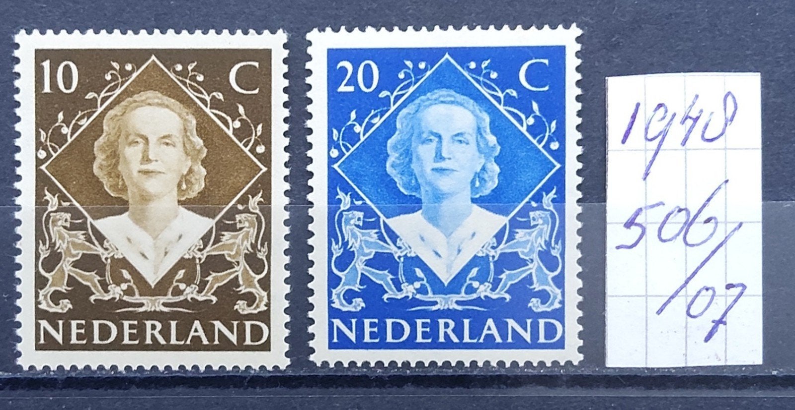 INHULDIGINGSZEGEL koningin JULIANA 1948, Postzegels en Munten, Ophalen of Verzenden