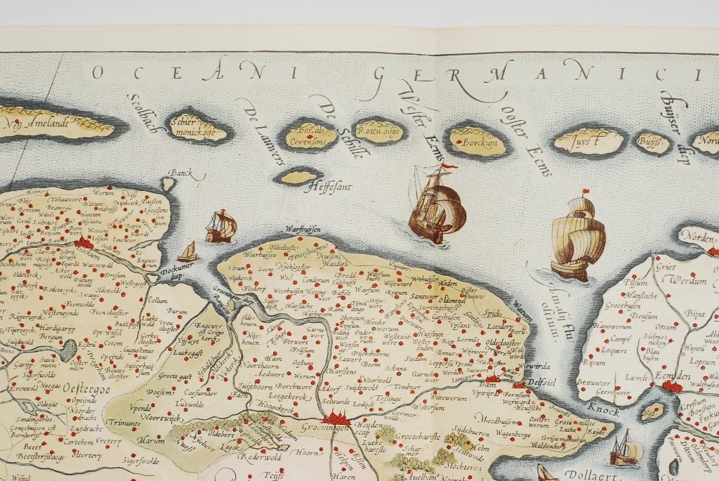 Oude landkaart Friesland Groningen Ostfriesland 1568, Boeken, Atlassen en Landkaarten, Verzenden, Voor 1800, Nederland, Landkaart