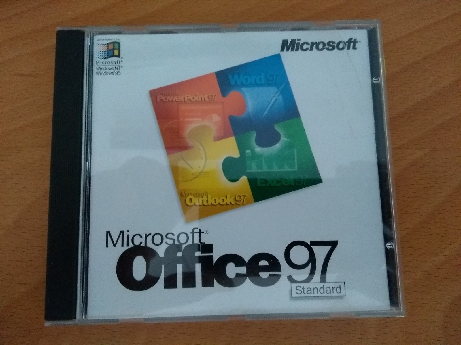 Microsoft Office 97 standaard upgrade cd origineel, Ophalen of Verzenden, Zo goed als nieuw, Windows