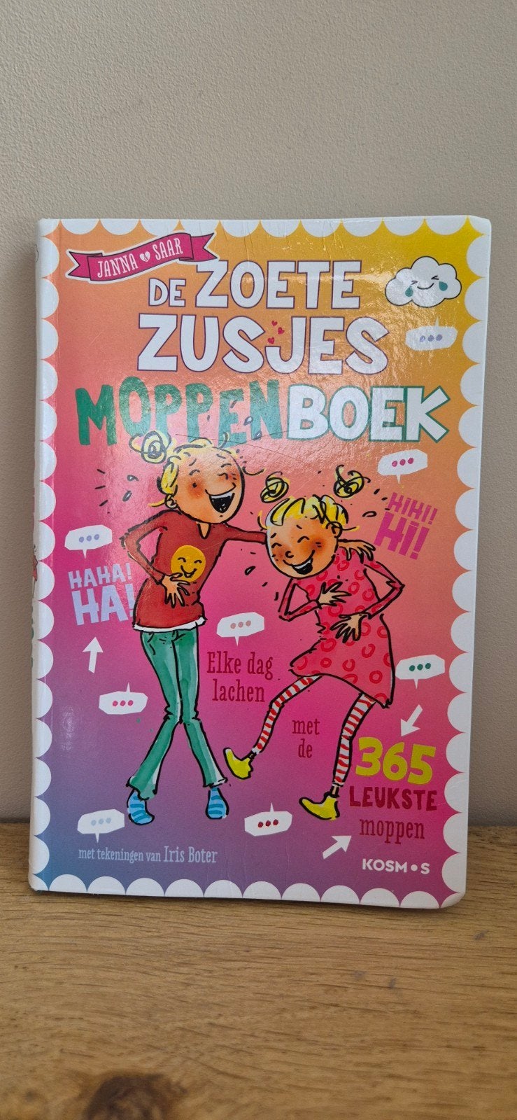 De Zoete Zusjes Moppenboek - 365 leukste moppen, Ophalen, Gelezen, Janna & Saar, Fictie
