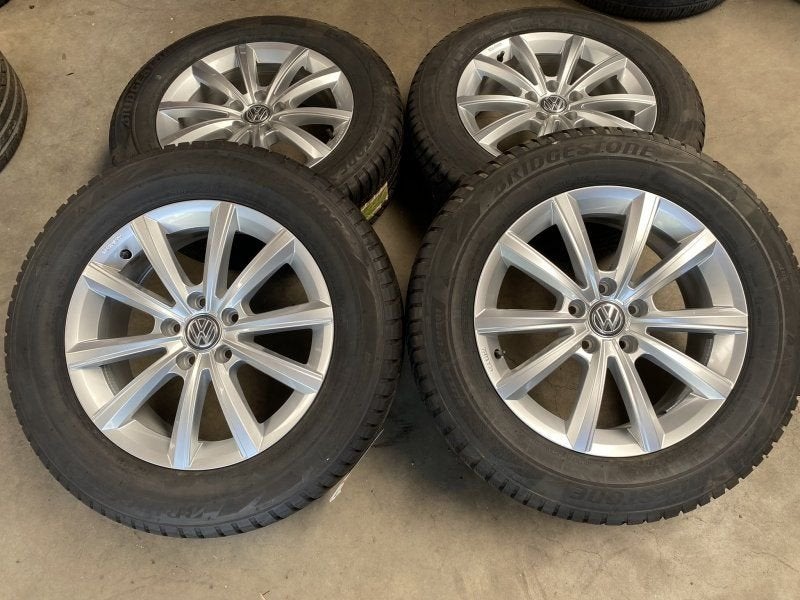 17 inch originele Merano velgen + winterbanden VW Tiguan