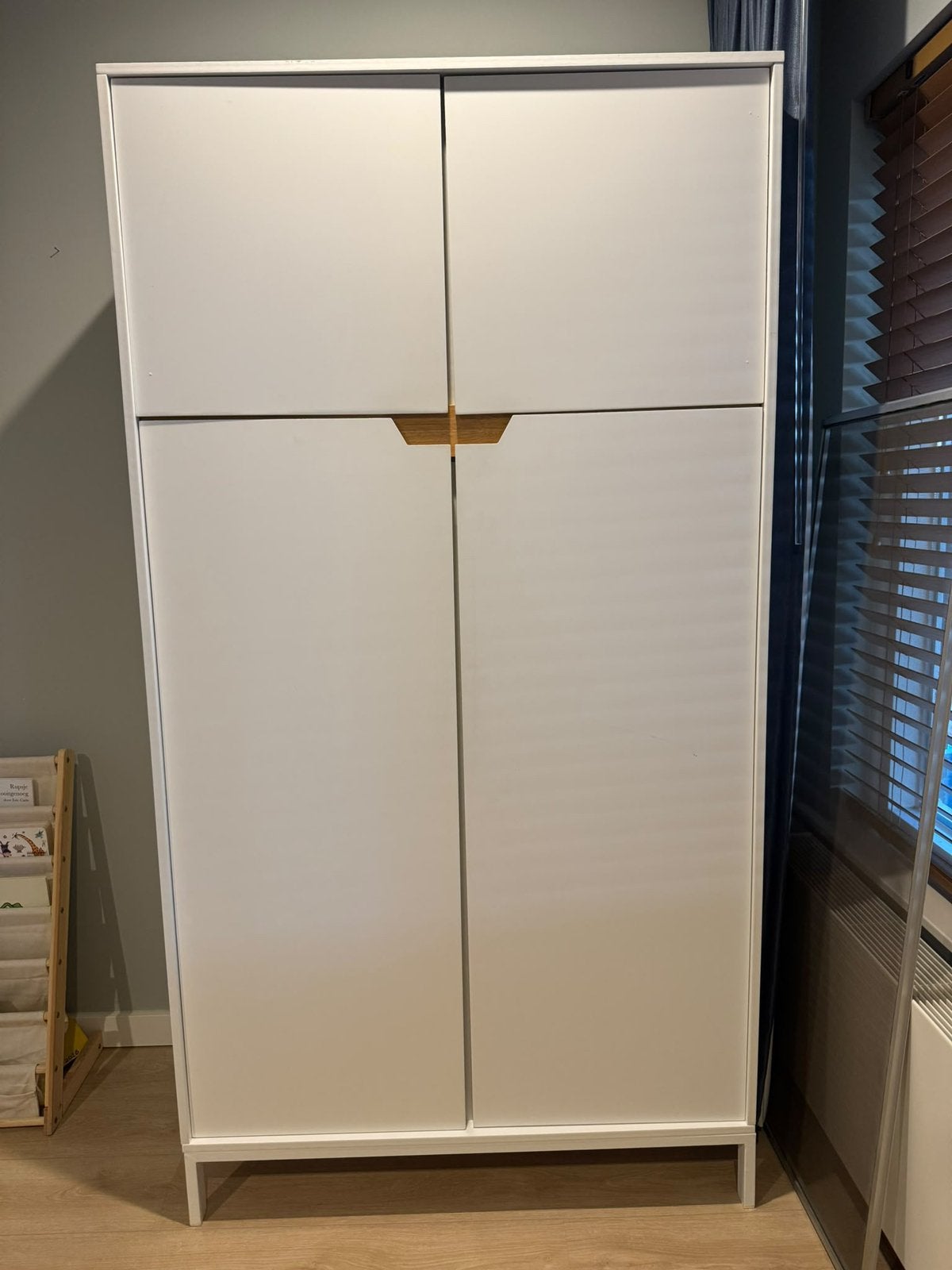Grote baby/ kinder kledingkast. Interbaby, Spring, Ophalen, Gebruikt, Kast, 105 cm of meer