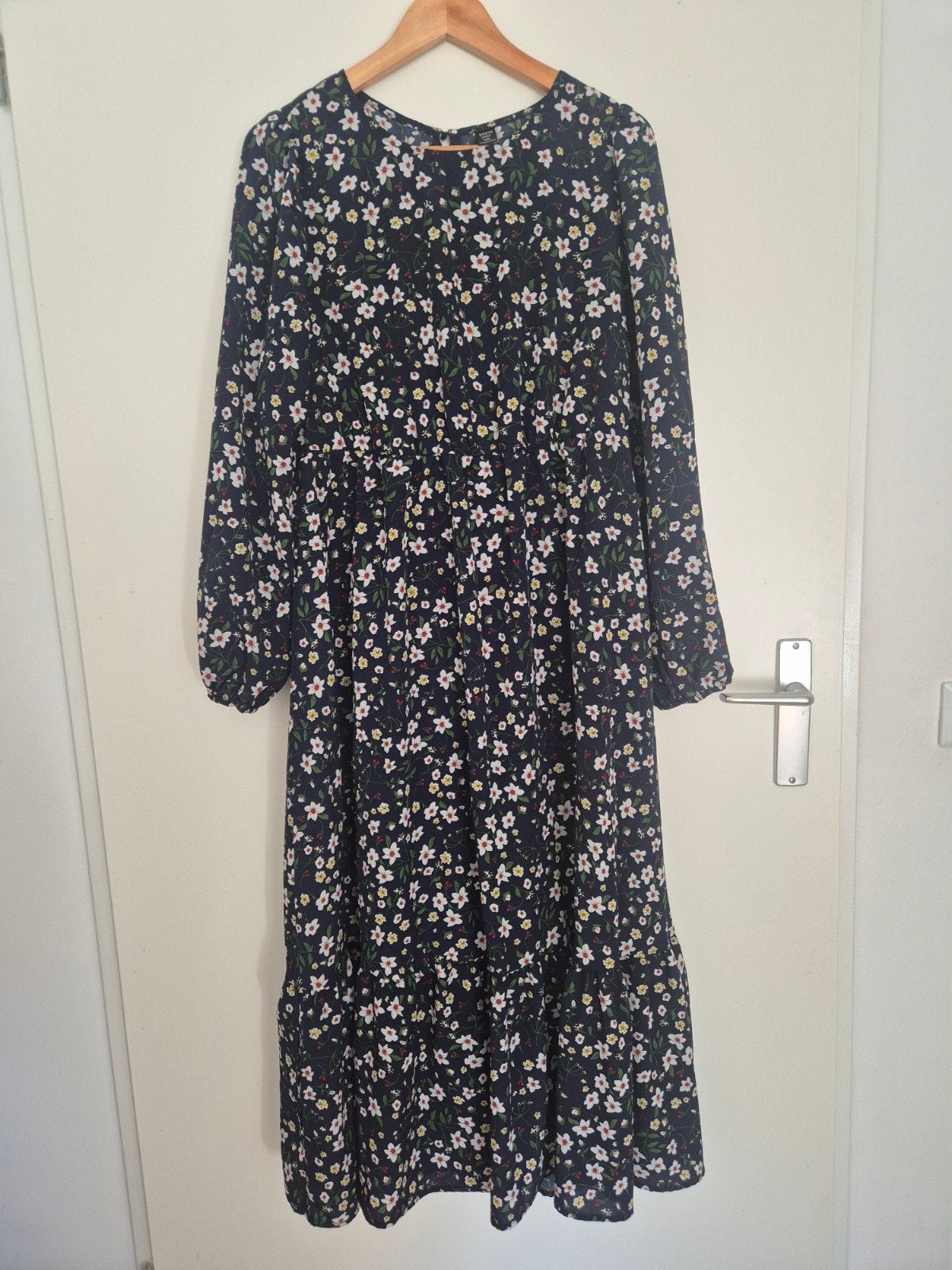 Shein Curve Bloemenjurk - Maat 1XL, Kleding | Dames, Blauw, Maat 46/48 (XL) of groter, Ophalen of Verzenden, Zo goed als nieuw
