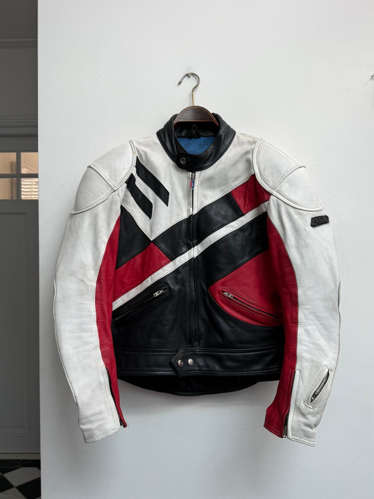 Vintage Schuh racing leren jas, wit zwart rood, maat 54, Motoren, Ophalen of Verzenden, Tweedehands, Heren, Jas | leer