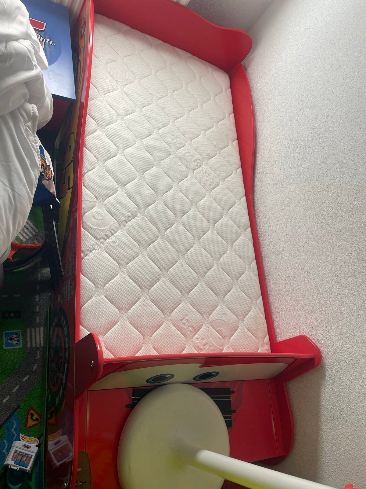 Cars kinderbed - Bliksem McQueen, Ophalen, Overige materialen, Gebruikt, Eenpersoons
