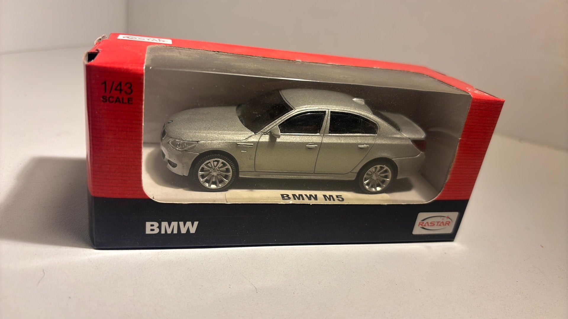 Bmw m5 rastar 1.43, Overige merken, Auto, Ophalen of Verzenden, A