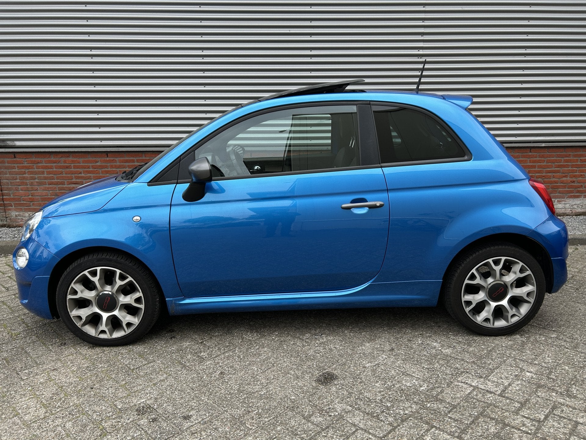 Foto 4 van Fiat 500 0.9 TwinAir Turbo Sport | Automaat | Panoramadak |