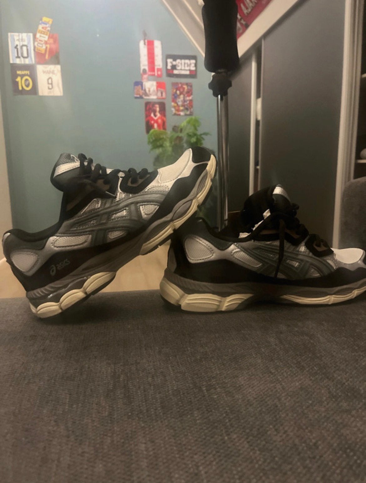 Asics gel nyc (black and white), Zwart, Nieuw, Ophalen of Verzenden, Sneakers of Gympen