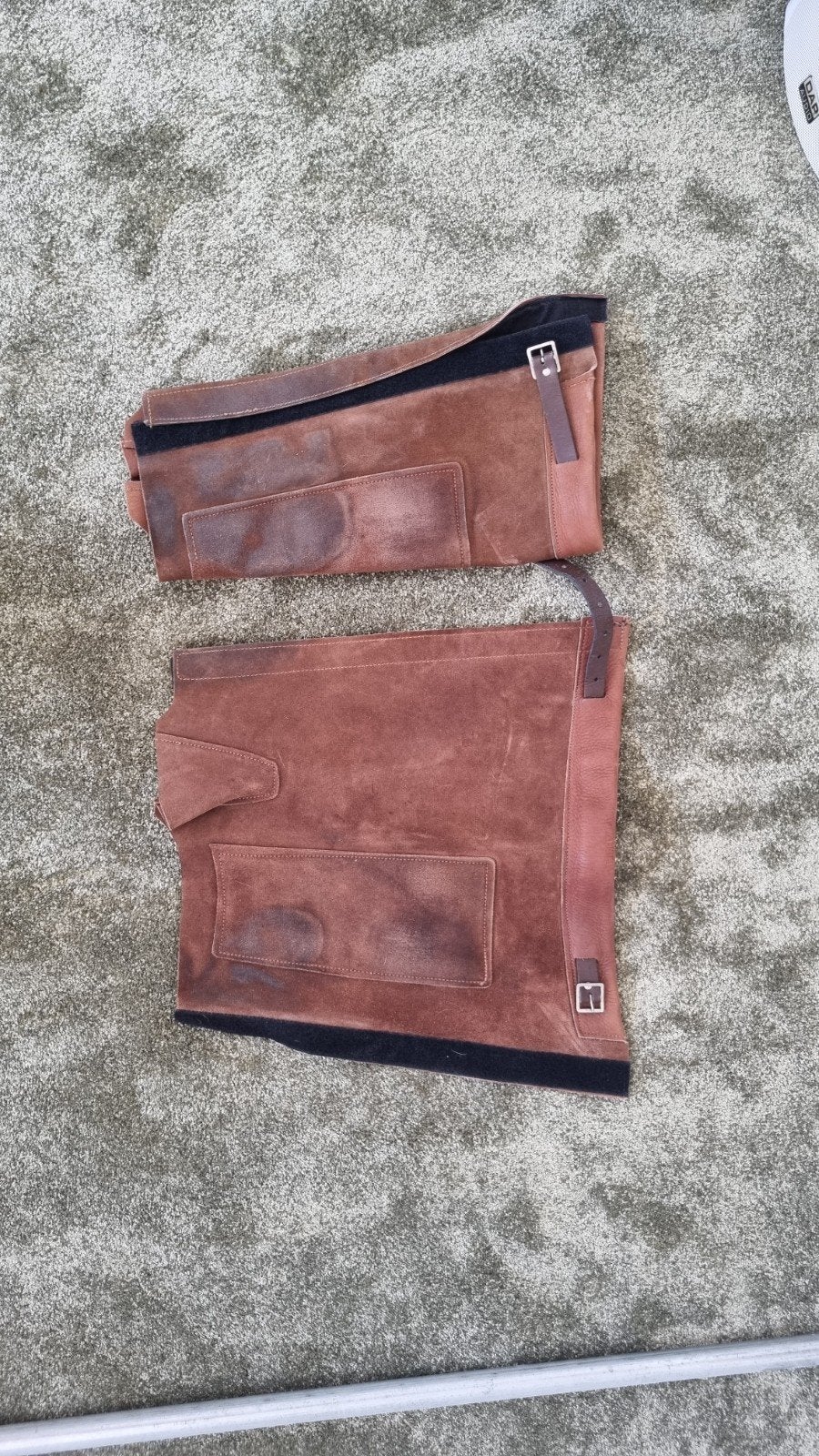 Mooie bruin leren chaps, Dieren en Toebehoren, Ophalen of Verzenden, Schoeisel