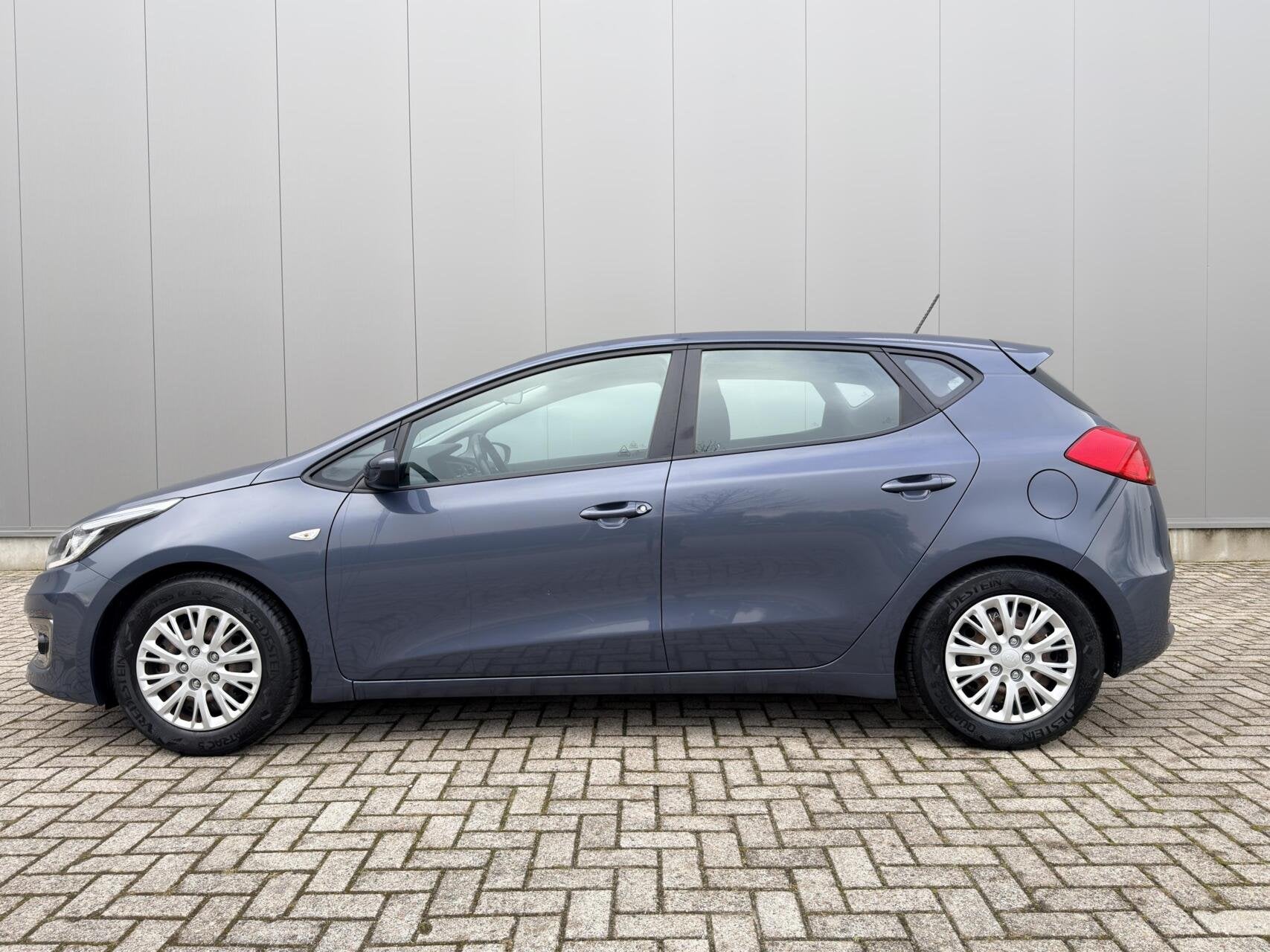 Kia Cee'd 1.0 T-GDi Navigator *Airco*|Cruise|Navi|NL Auto|Ac, Gebruikt, Met garantie (alle), Origineel Nederlands, Bedrijf