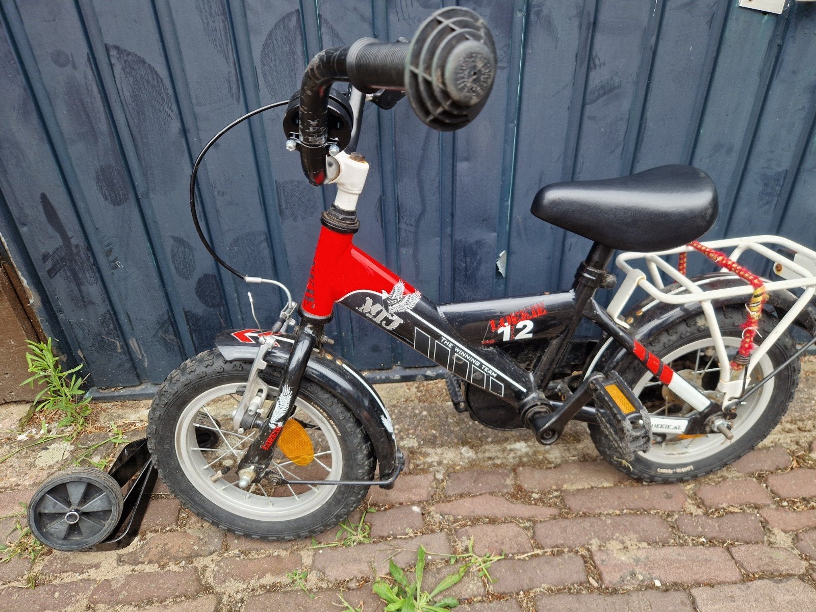 Kinderfiets merk Loekie 12 inch met zijwieltjes, Fietsen en Brommers, Fietsen | Kinderfietsjes, Ophalen, Zijwieltjes, Gebruikt