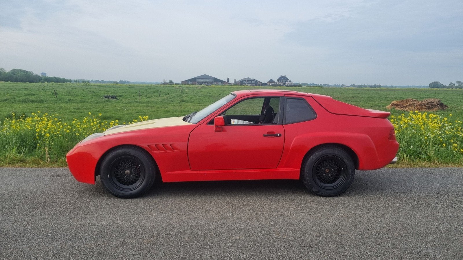 Porsche 924 2.0 Coupe 1985 944 uitbouw strosec spoiler indis, 125 pk, 4 cilinders, 1984 cc, 1070 kg