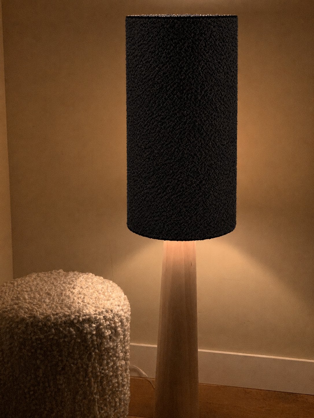 Bouclé lampenkap groot *nieuw* Studio Livit, Ophalen of Verzenden, Nieuw, Zwart, Rond