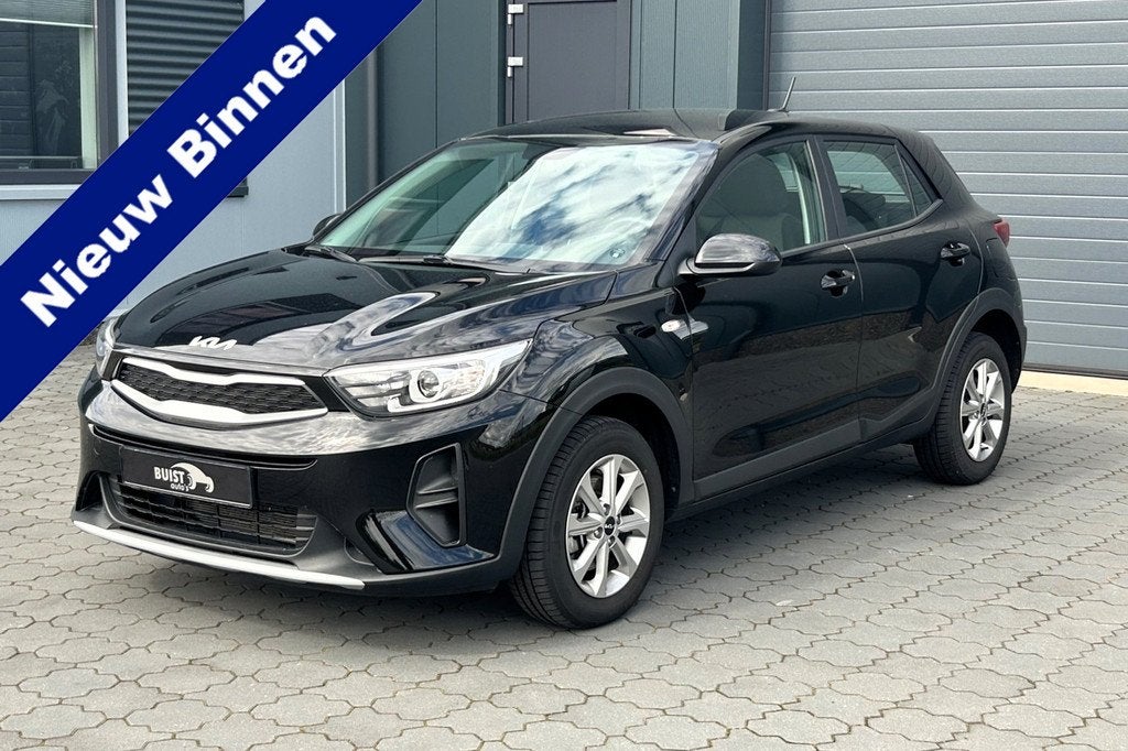 Kia Stonic 1.2 MPi ComfortLine AIRCO CRUISE CARPLAY STOELVER, Voorwielaandrijving, Gebruikt, 4 cilinders, Met garantie (alle)