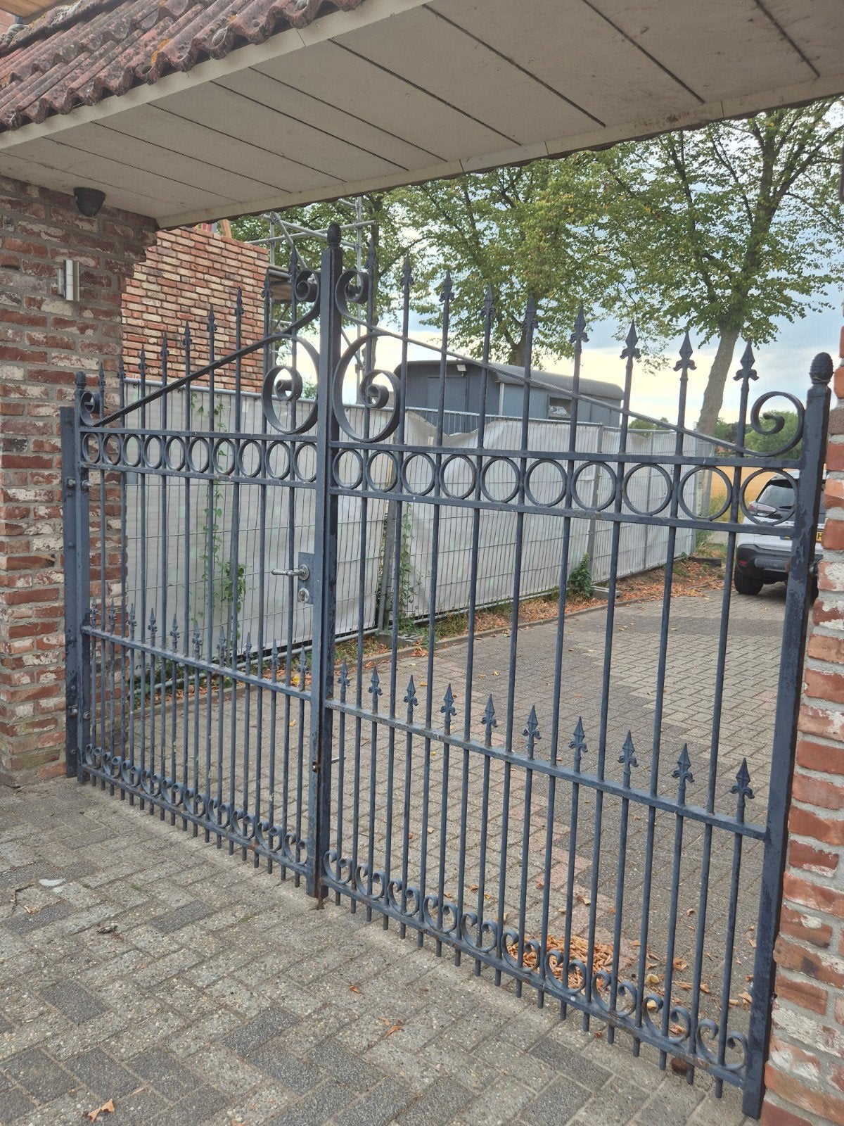 Sierlijk ijzeren hekwerk met poort en looppoort, Tuin en Terras, Tuinhekken en Hekwerk, Ophalen, Met poort, Gebruikt, Sierhekwerk