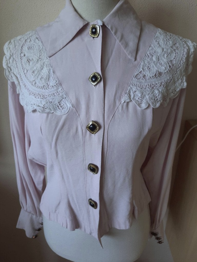 Sandro Blouse met Kanten Details - Nieuwstaat mt 38/40, Maat 38/40 (M), Sandro, Ophalen of Verzenden, Zo goed als nieuw