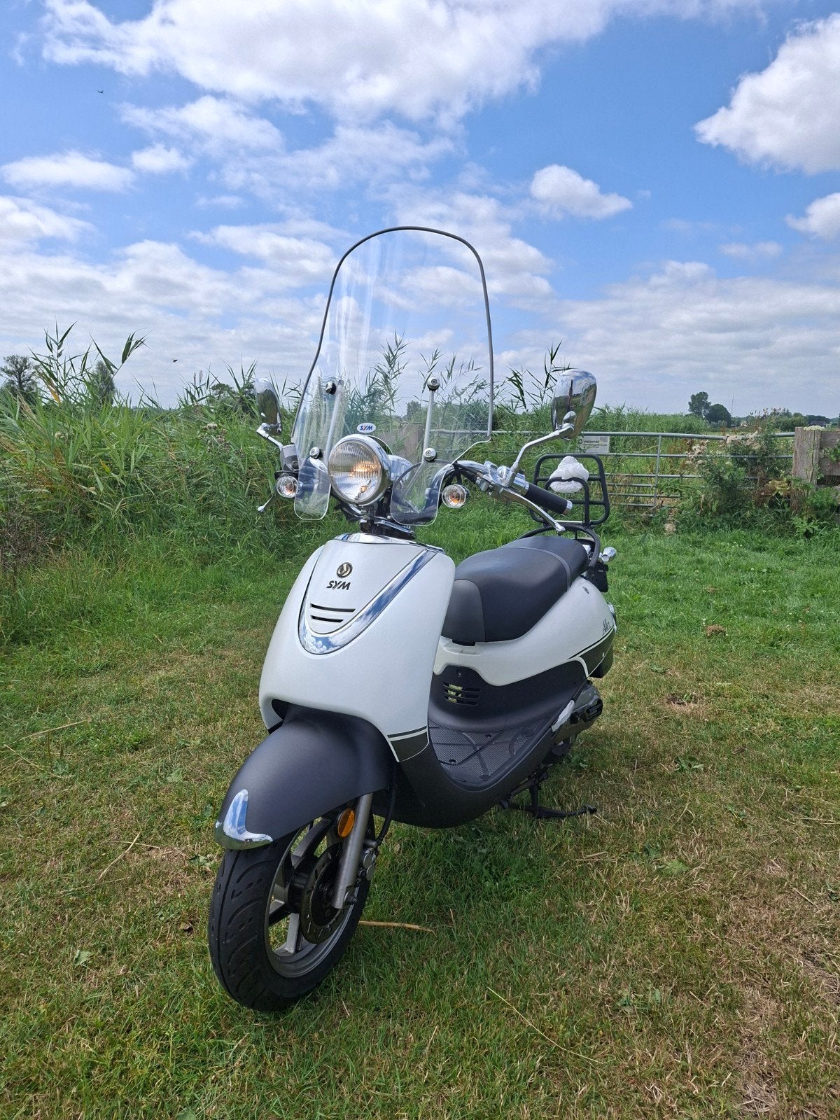 Sym Allo snorscooter 1ste eigenaar, Fietsen en Brommers, Scooters | SYM, Ophalen, Allo, 49 cc, Zo goed als nieuw