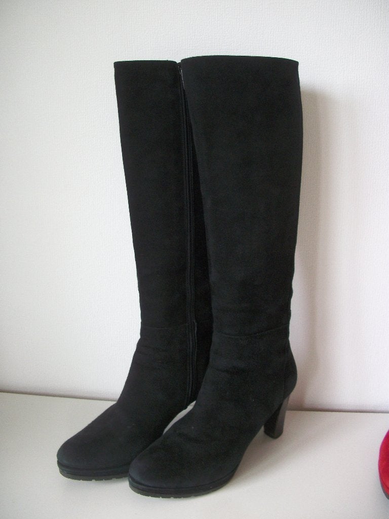 Leren Suede Laarzen met Hak 37,5 - Zwart - zgan - per paar, Hoge laarzen, Zwart, Nieuw, Ophalen of Verzenden
