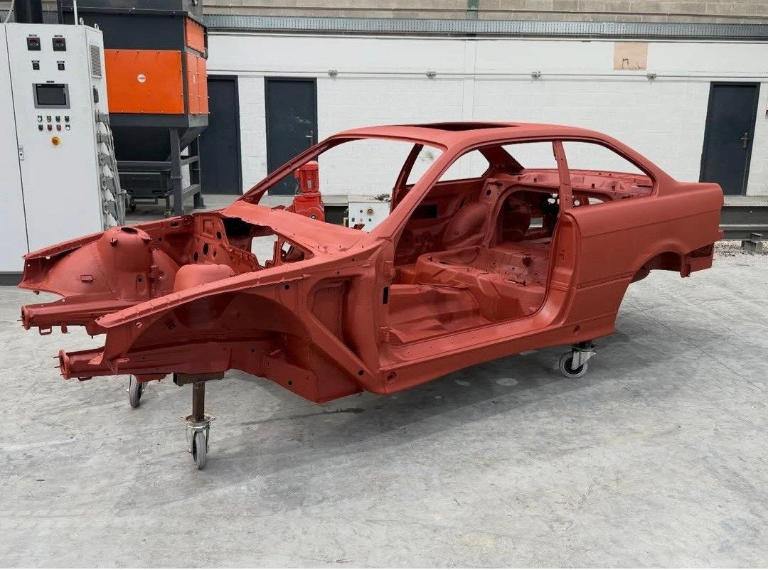 BMW E36 318is / 325i koets met kenteken en apk, Achterwielaandrijving, Zwart, 3-Serie, Geïmporteerd