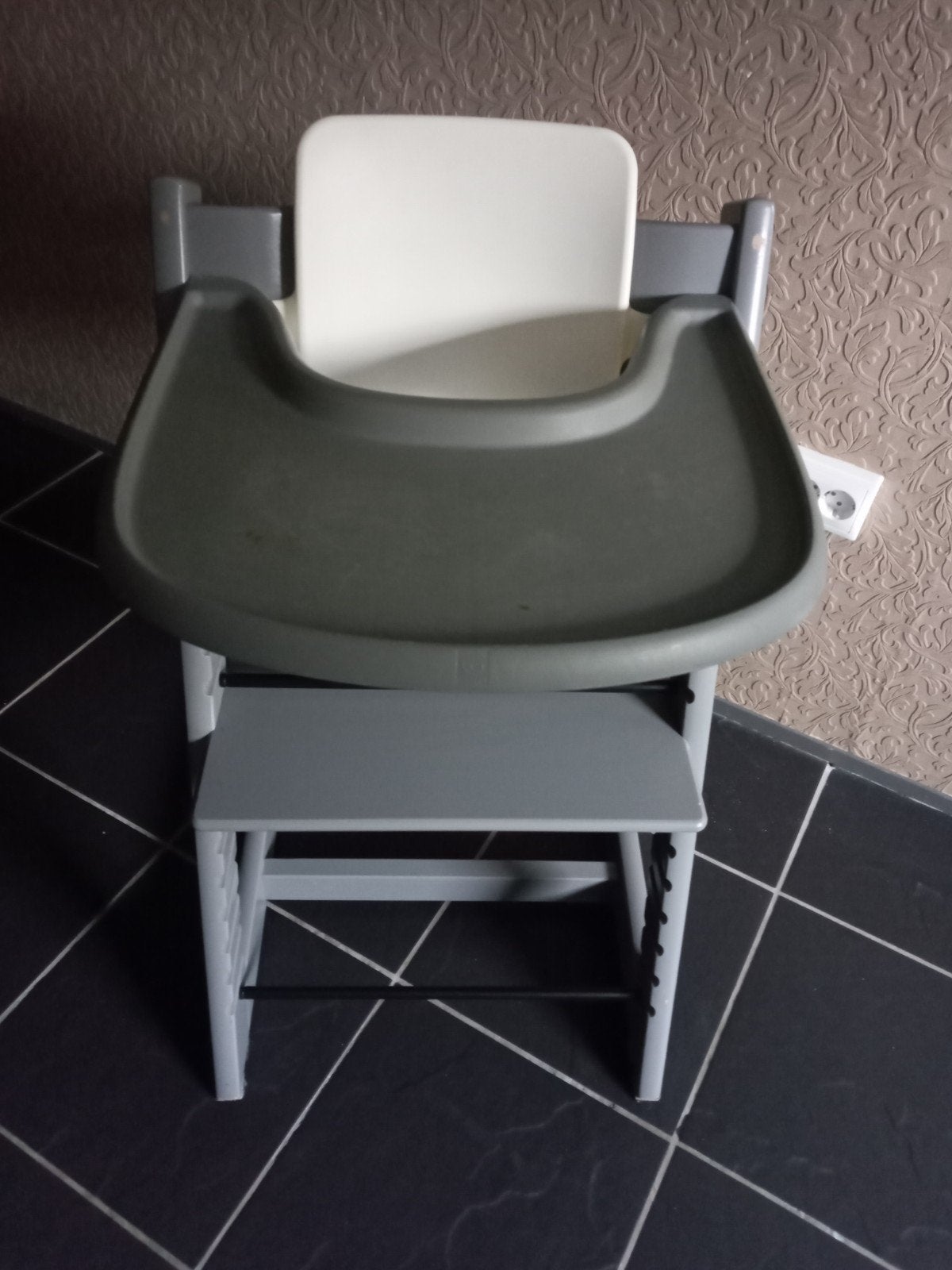 stokke tripp trapp origineel grijs met accessoires, Kinderen en Baby's, Ophalen, Meegroeistoel