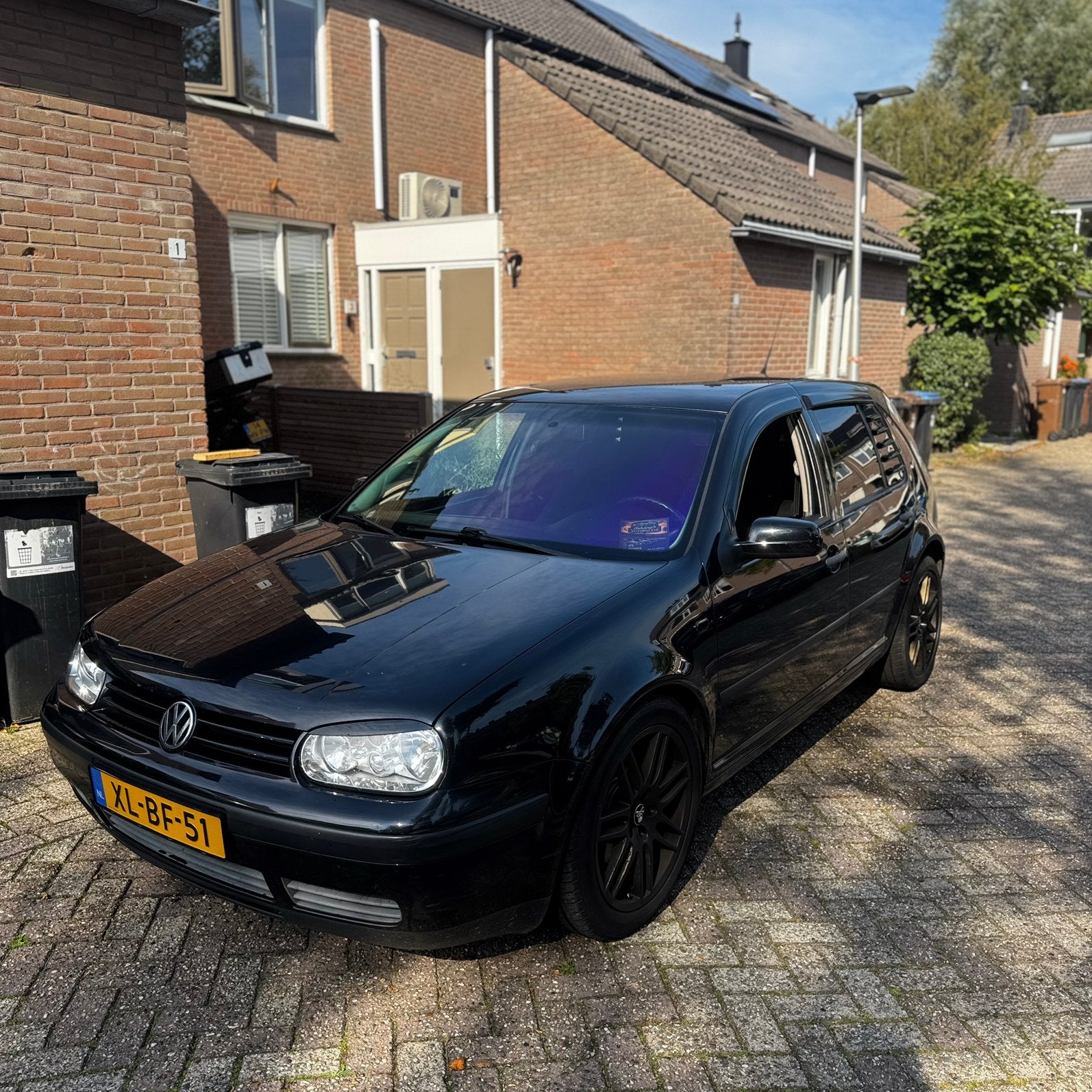Volkswagen Golf 1.8 20v 1999 Zwart, Auto's, Voorwielaandrijving, 125 pk, 4 cilinders, Zwart