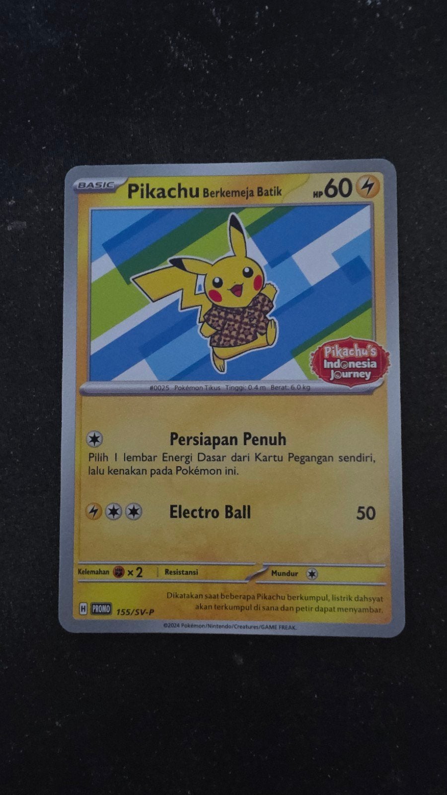 Pikachu Berkemeja Batik Pokémon Kaart - Indonesië Exclusief, Ophalen of Verzenden, Nieuw, Losse kaart