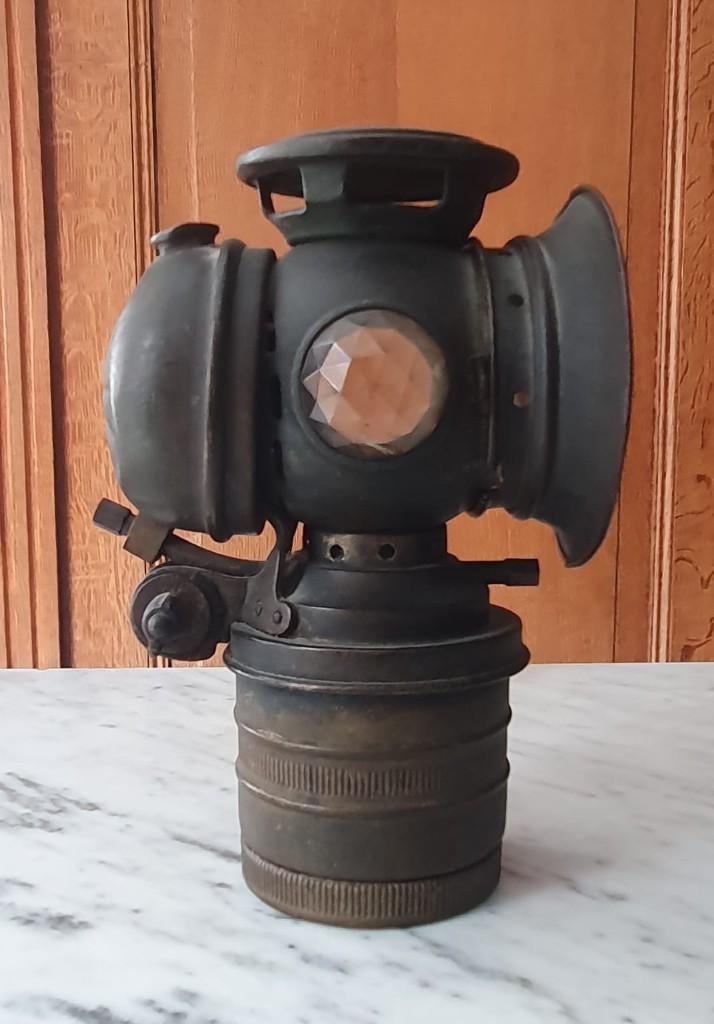 Antieke Fiets carbid lamp, Ophalen