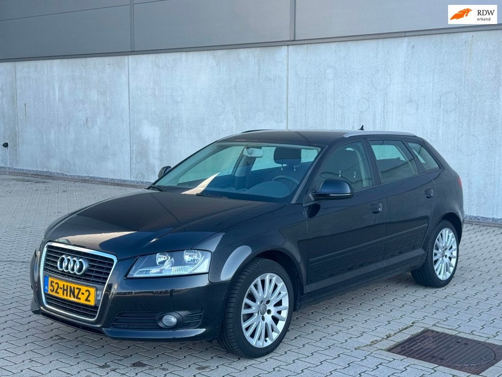 Audi A3 Sportback 1.4 TFSI Attraction Pro Line Business, Voorwielaandrijving, Euro 5, Gebruikt, 4 cilinders
