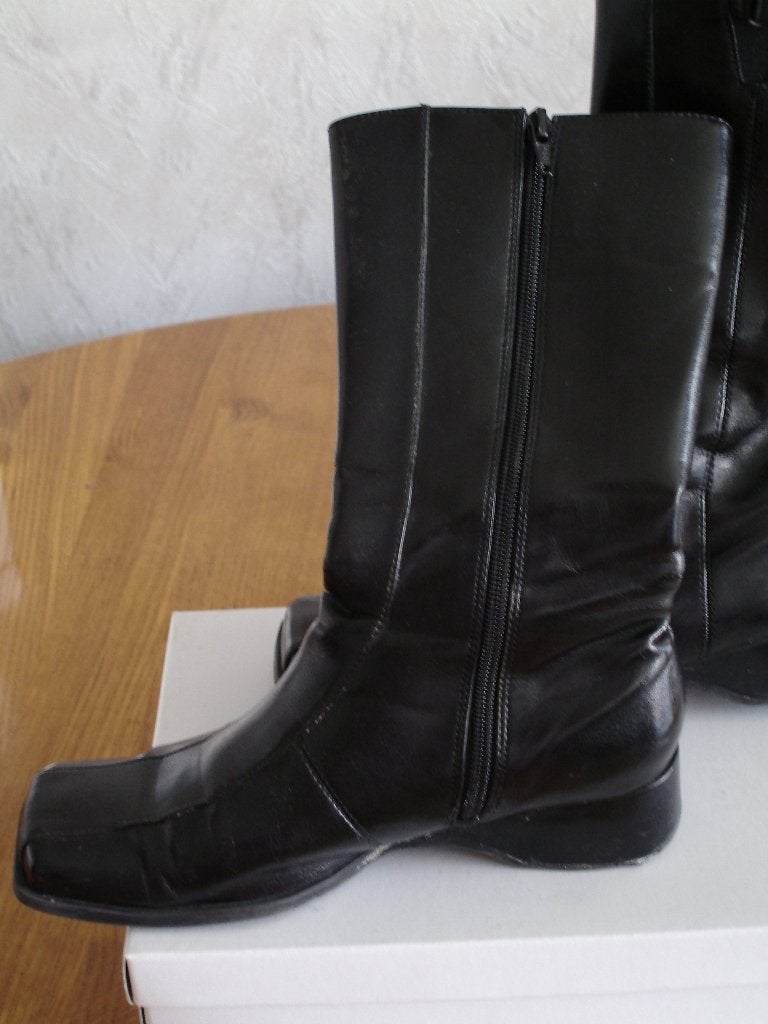 Trendy lange,  platte laarsen in maat 37, Hoge laarzen, Zwart, Ophalen of Verzenden, Gedragen