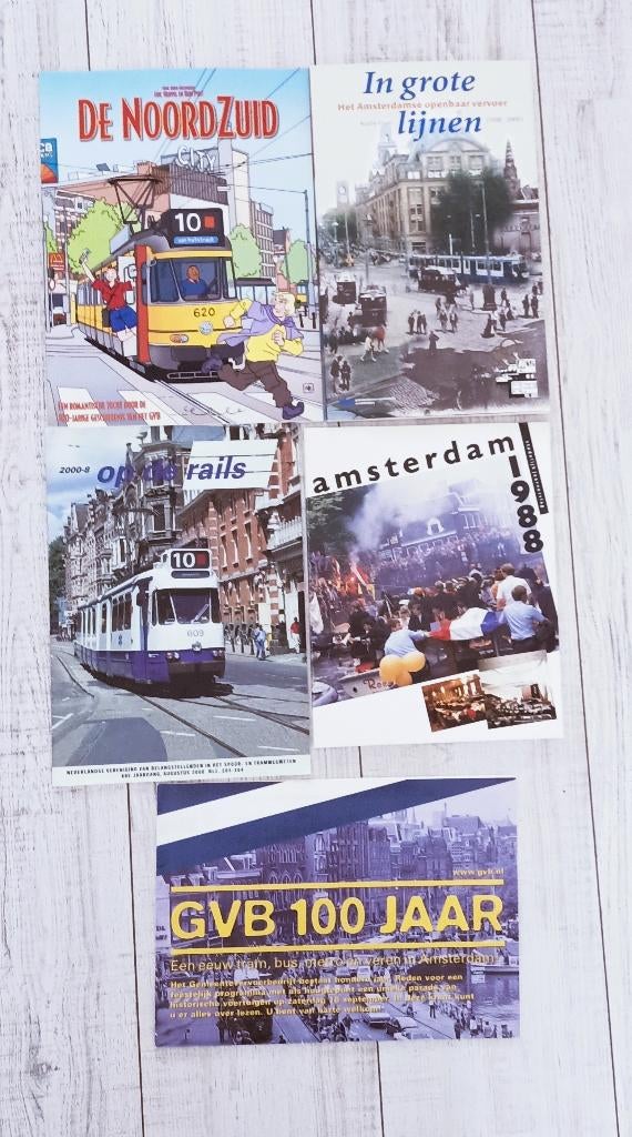 Tram in Amsterdam, Verzamelen, Spoorwegen en Tramwegen, Ophalen of Verzenden, Zo goed als nieuw, Tram, Boek of Tijdschrift