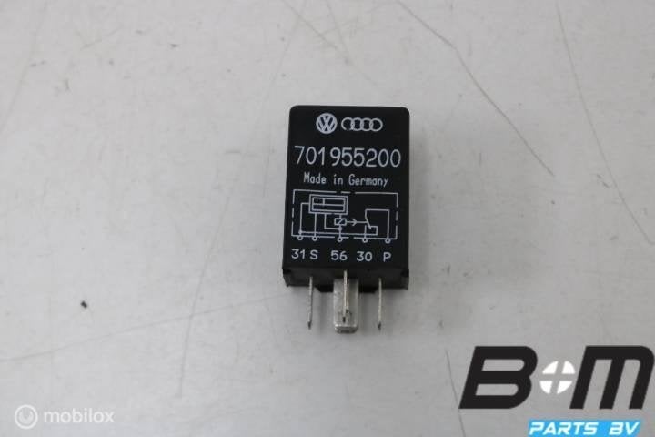 Koplampsproeier relais 95 VW Lupo GTI 701955200, Gebruikt
