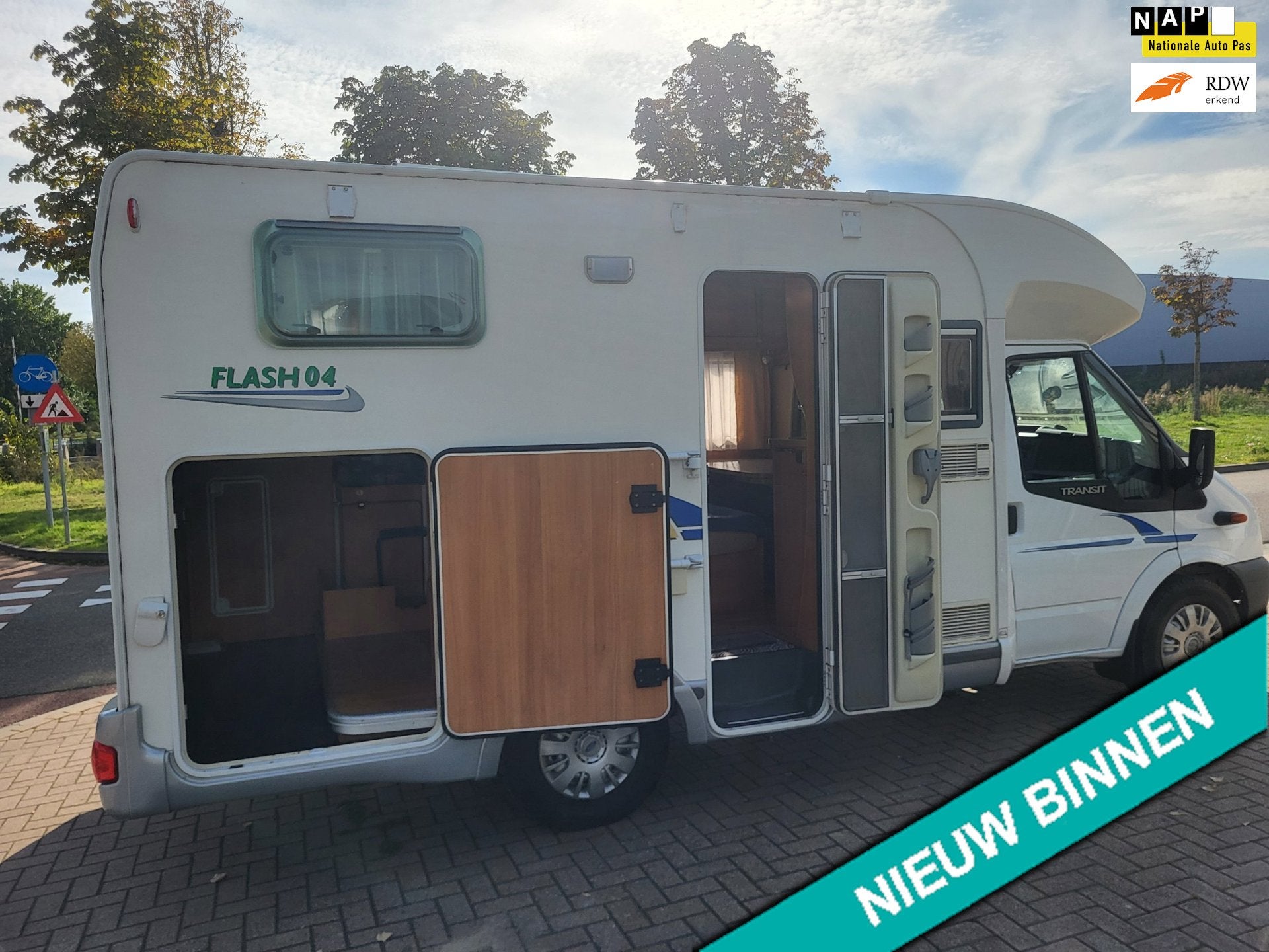 FORD 2.2 tdi Chausson FLASH AIRCO,ZONNEPANELEN, TREKHAAK, Caravans en Kamperen, Ringverwarming, 6 tot 7 meter, Bedrijf, Tot en met 3